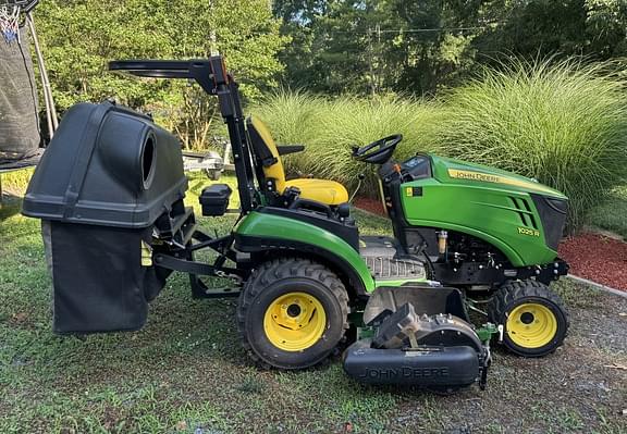 Image of John Deere 1025R Primary Image