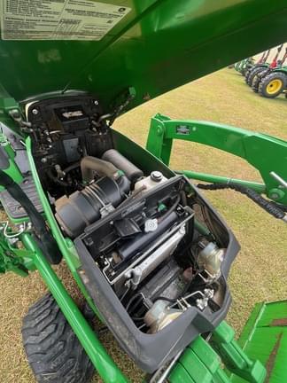 Image of John Deere 1025R equipment image 3