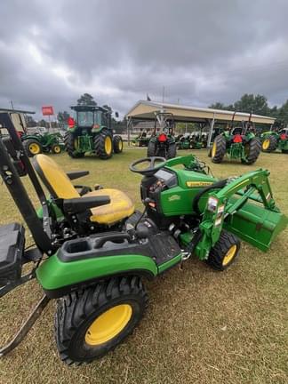 Image of John Deere 1025R equipment image 1