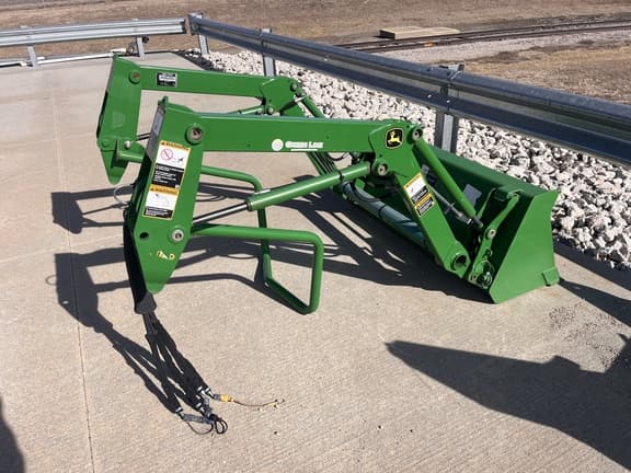 Image of John Deere 1025R Image 1