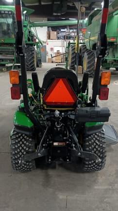 Image of John Deere 1025R equipment image 4