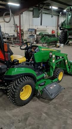 Image of John Deere 1025R equipment image 1