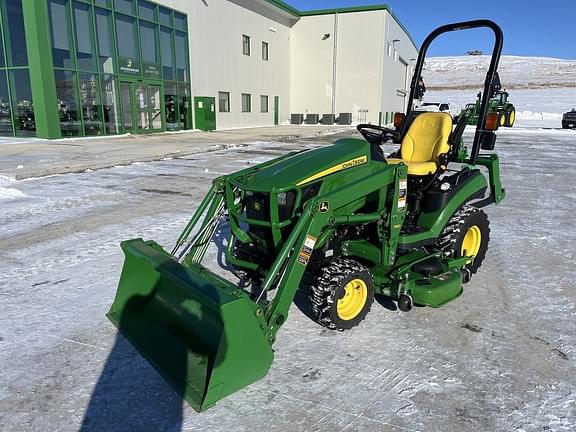 Image of John Deere 1025R equipment image 1