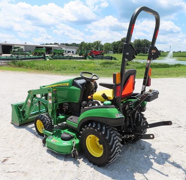 Image of John Deere 1025R equipment image 3