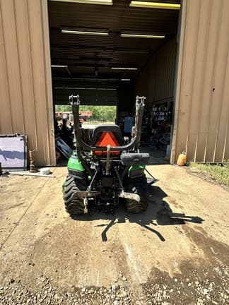 Image of John Deere 1025R equipment image 4