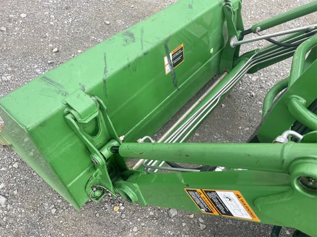 Image of John Deere 1025R equipment image 4