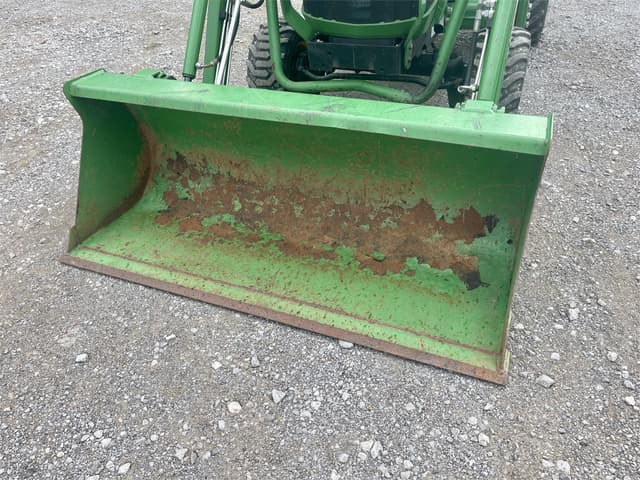 Image of John Deere 1025R equipment image 3