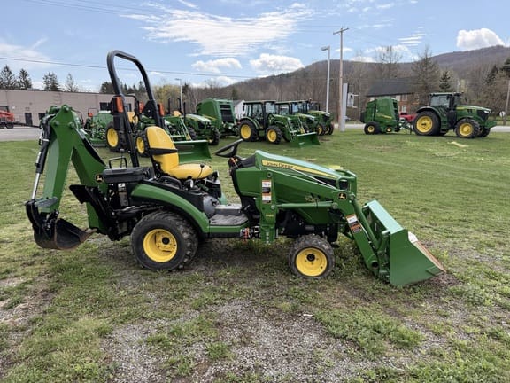2013 John Deere 1025R Equipment Image0