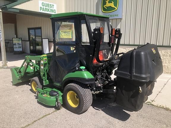 Image of John Deere 1025R equipment image 4