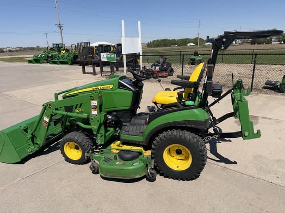 Image of John Deere 1025R equipment image 3