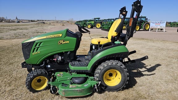 2013 John Deere 1025R Equipment Image0