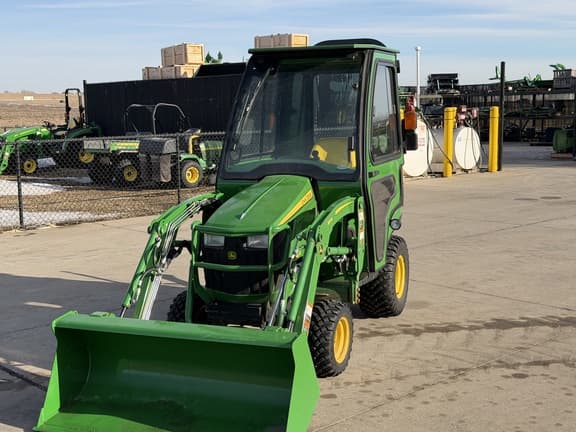 Image of John Deere 1025R equipment image 4