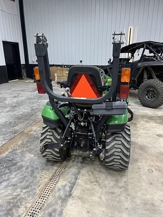 Image of John Deere 1025R equipment image 3