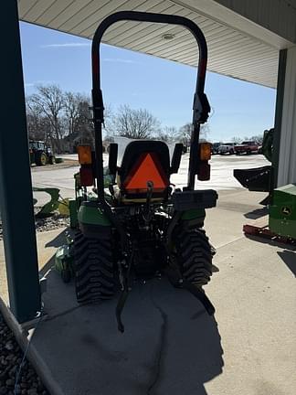 Image of John Deere 1025R equipment image 3