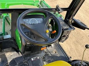 Main image John Deere 1025R 37