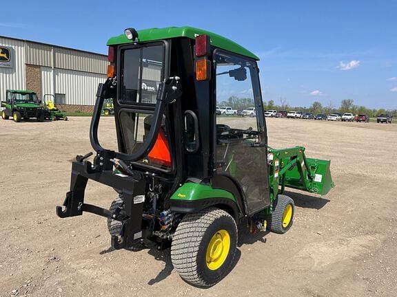 Image of John Deere 1025R equipment image 4