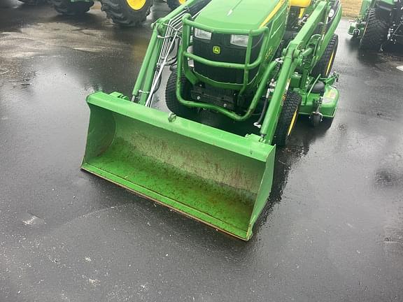 Image of John Deere 1025R equipment image 4