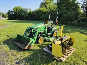 2013 John Deere 1025R Image