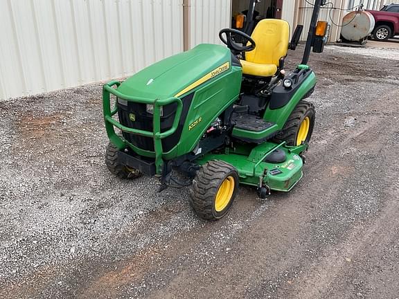 Image of John Deere 1025R equipment image 2