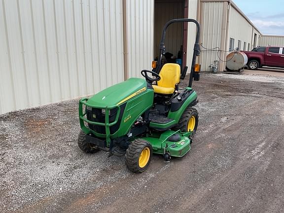 Image of John Deere 1025R equipment image 1