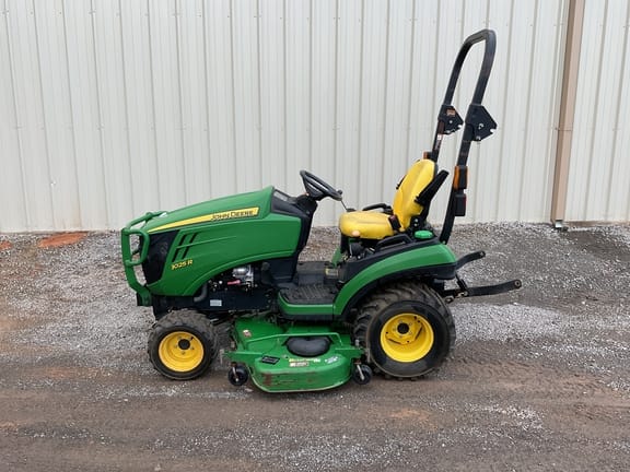 Main image John Deere 1025R
