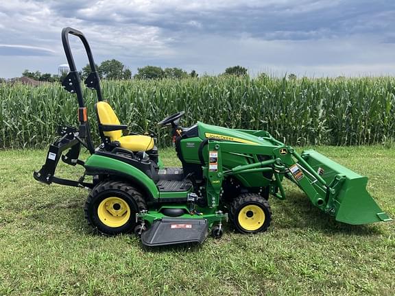 Image of John Deere 1025R equipment image 4