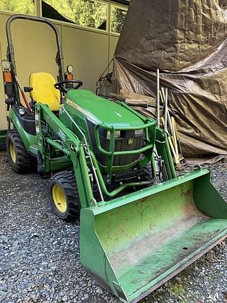 Image of John Deere 1025R equipment image 2