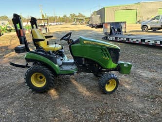 Image of John Deere 1025R equipment image 2