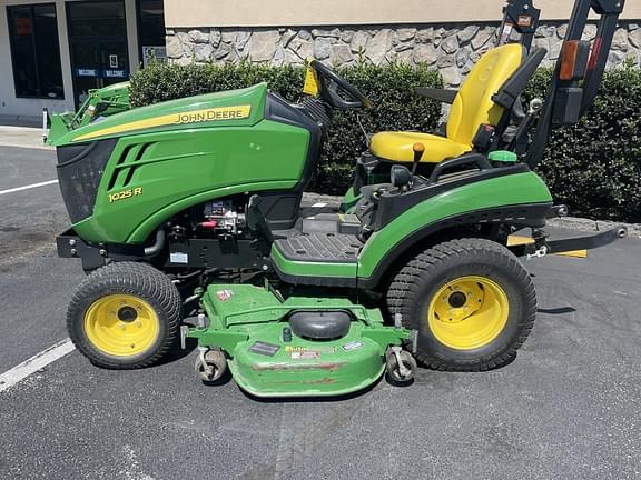 Image of John Deere 1025R equipment image 1