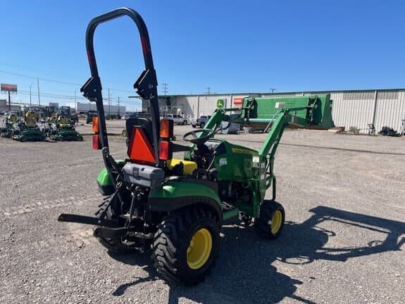 Image of John Deere 1025R equipment image 4