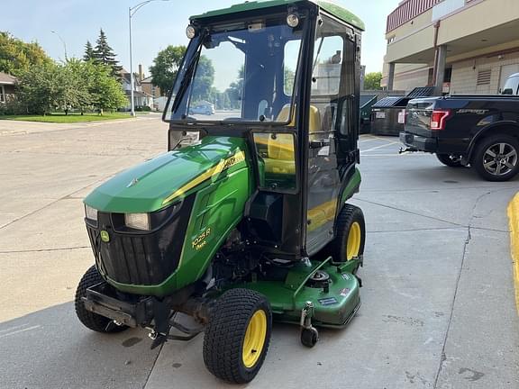 Image of John Deere 1025R equipment image 2