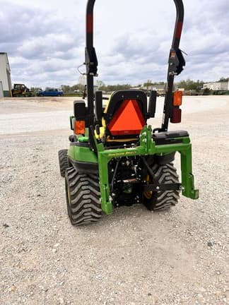 Image of John Deere 1025R equipment image 3