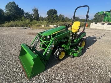 Main image John Deere 1026R