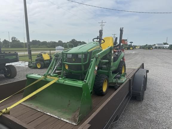 Image of John Deere 1026R Primary image