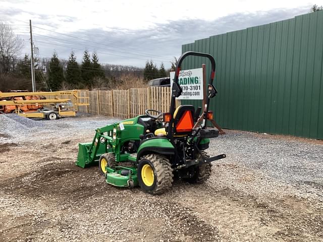 Image of John Deere 1026R equipment image 1