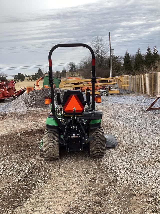 Image of John Deere 1026R equipment image 2