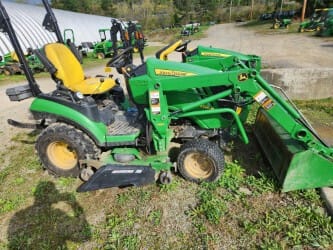 Main image John Deere 1026R