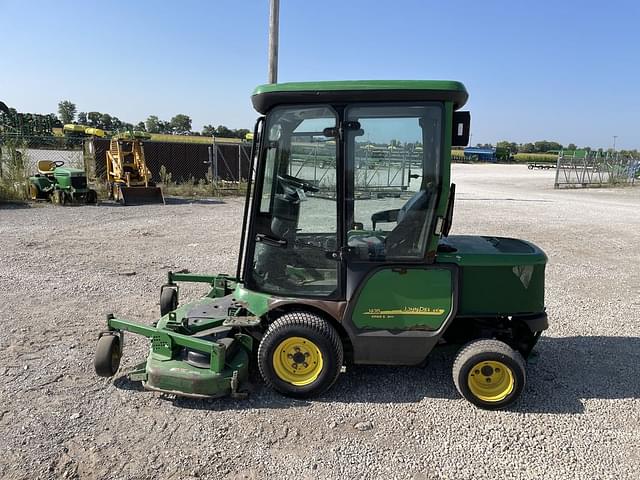 Image of John Deere 1435 equipment image 1