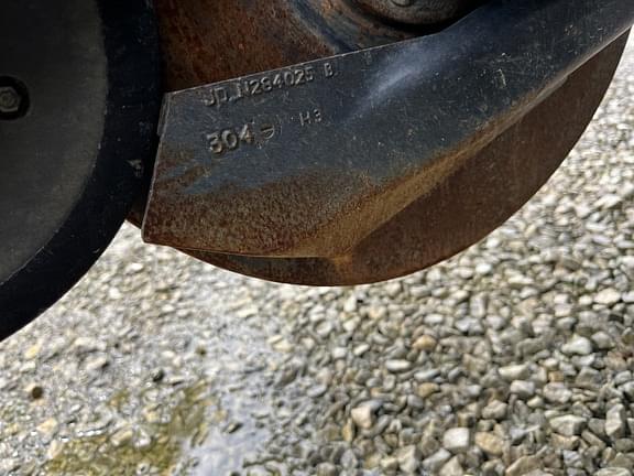 Image of John Deere 1590 equipment image 2