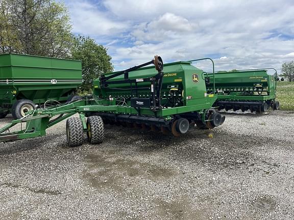 Image of John Deere 1590 Primary image