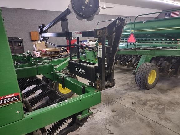 Image of John Deere 1590 equipment image 2