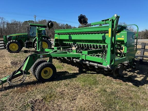 Image of John Deere 1590 equipment image 3