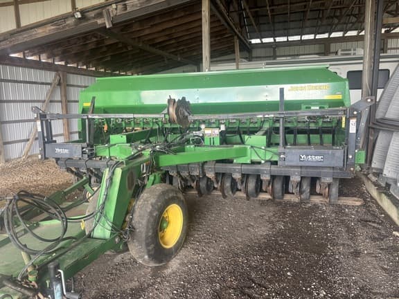 Image of John Deere 1590 equipment image 4