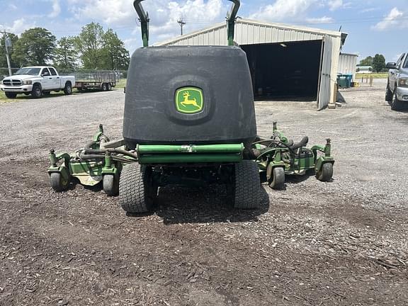 Image of John Deere 1600 Turbo II equipment image 4