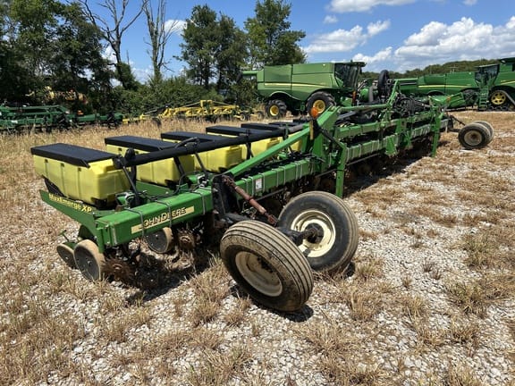 2013 John Deere 1720 Equipment Image0