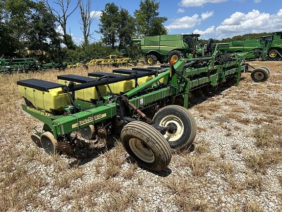Image of John Deere 1720 Primary image