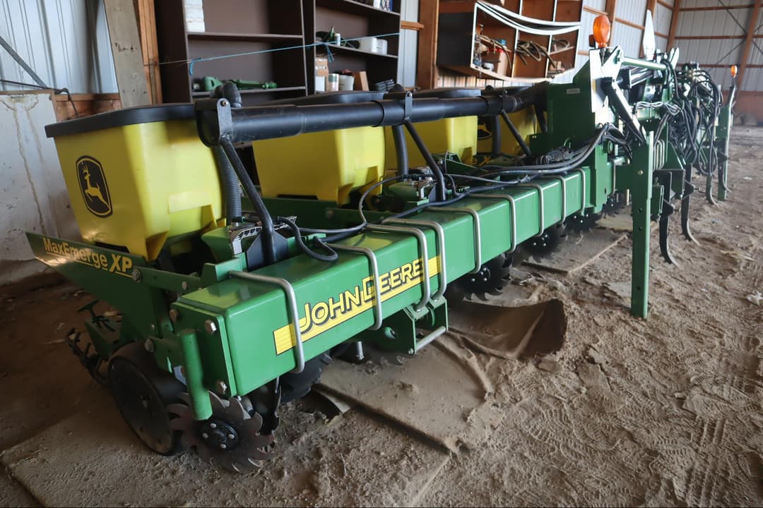 Image of John Deere 1720 Primary image