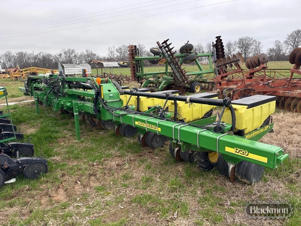 2013 John Deere 1720 Equipment Image0