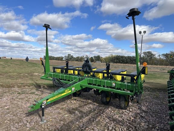 Image of John Deere 1750 Primary image