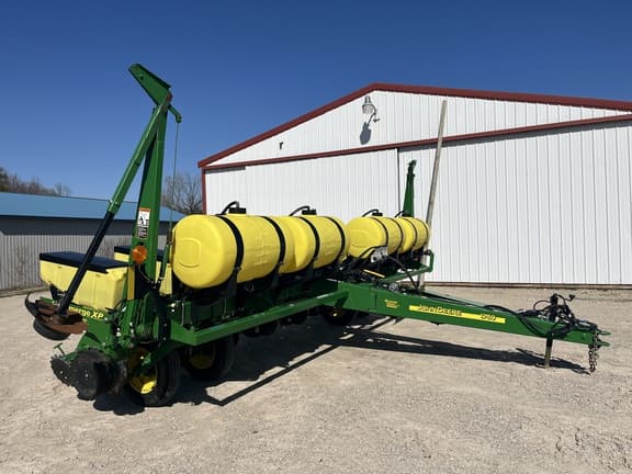 Image of John Deere 1750 Primary image